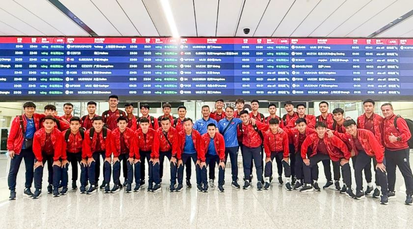 Đội tuyển U23 Việt Nam đã chính thức lên đường sang Trung Quốc